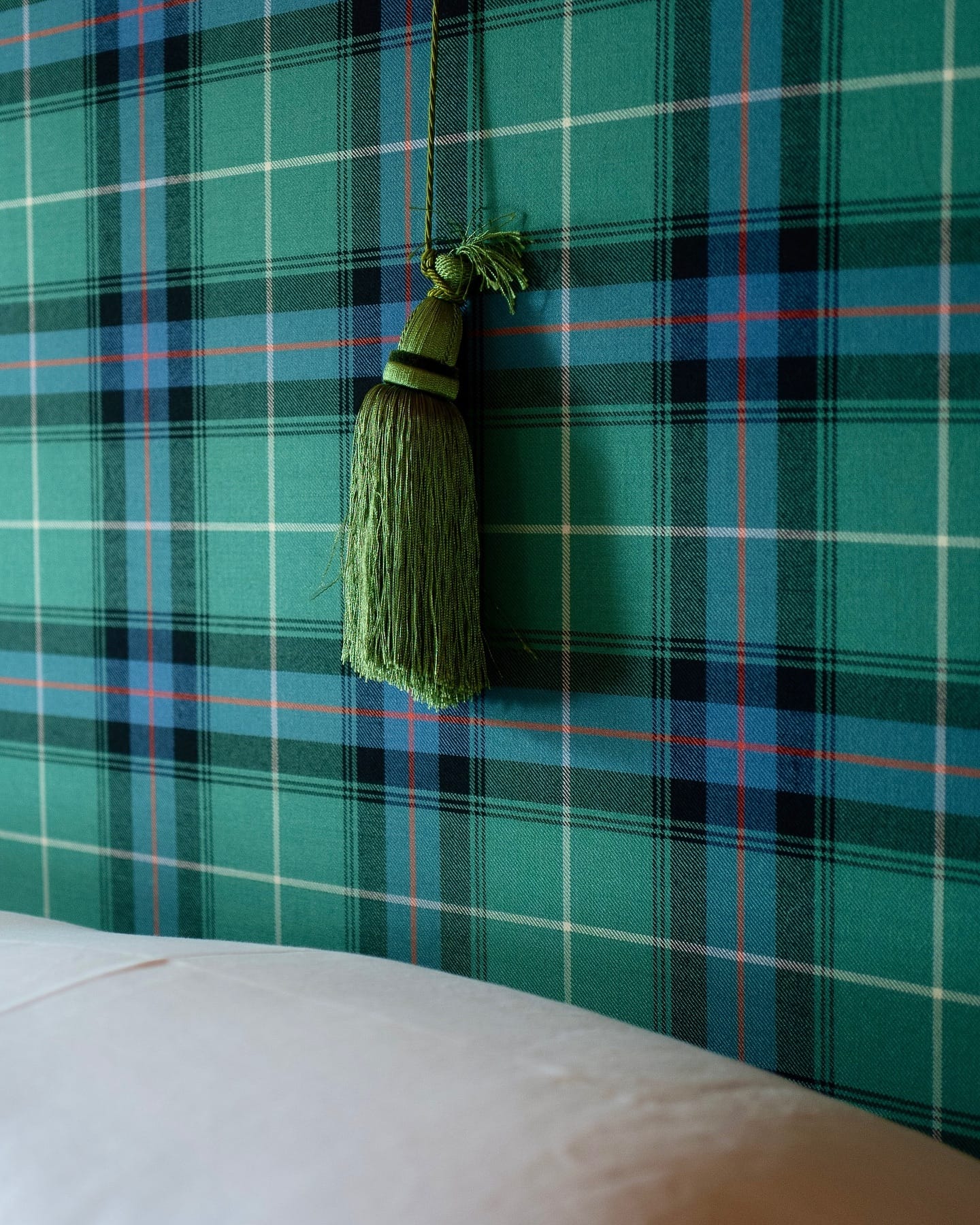 Villa Flor, an elegant retreat among art, light, and mountain silence